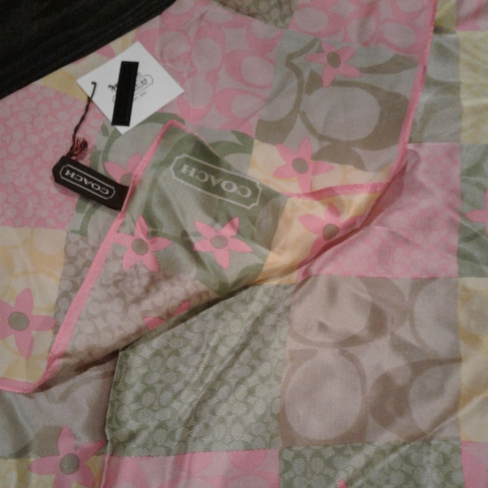 Coach NWT silk signature logo scarf